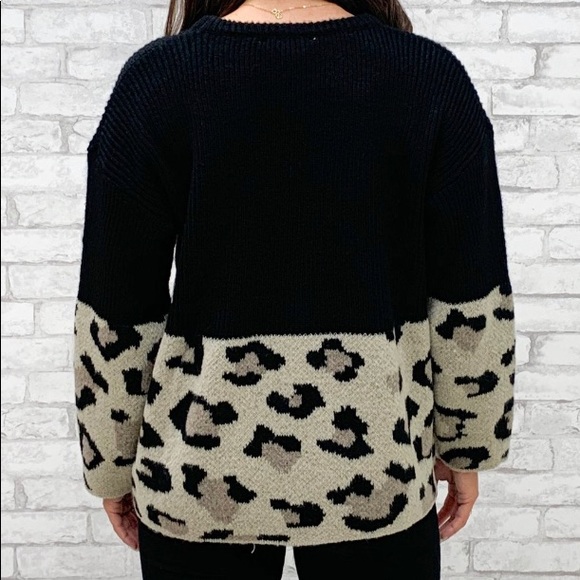 Leopard Print Top - Picture 2 of 2